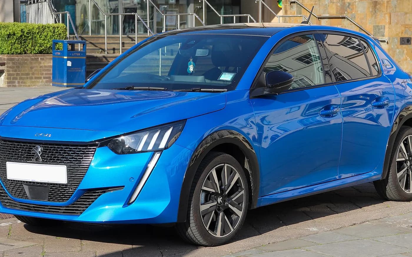 Peugeot 208